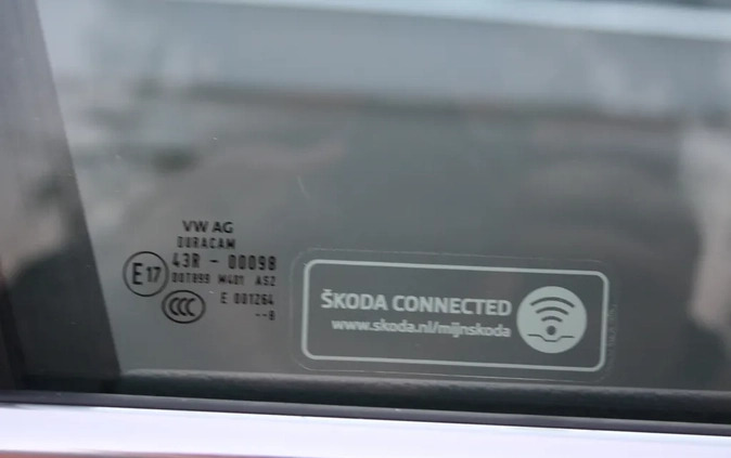 Skoda Karoq cena 86600 przebieg: 74000, rok produkcji 2018 z Police małe 781